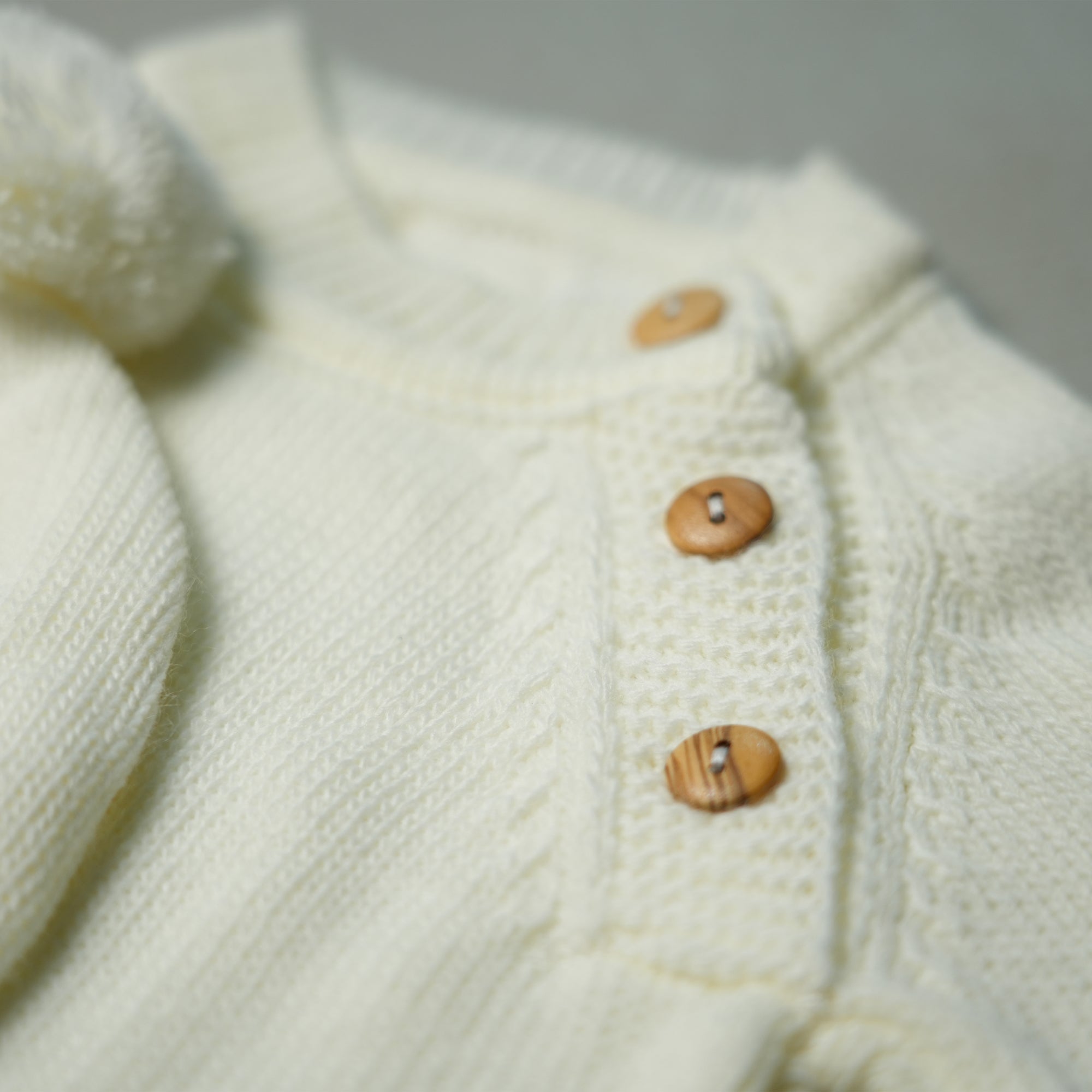 COMPLETINO CAREZZA IN MAGLIA CREMA