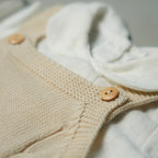 SALOPETTE IN MAGLIA BEIGE CON CAMICIA