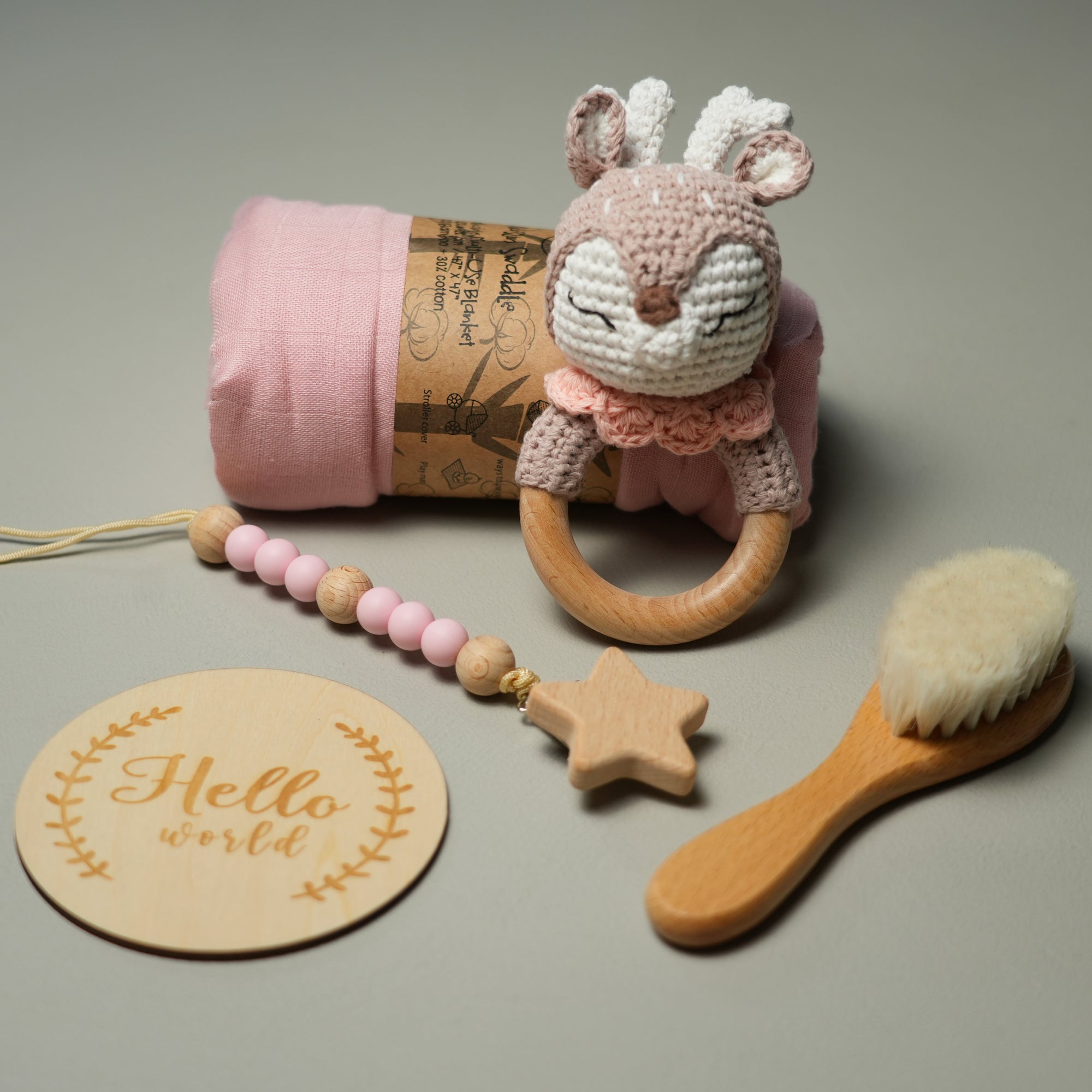 SET CERBIATTO IN LEGNO E COTONE